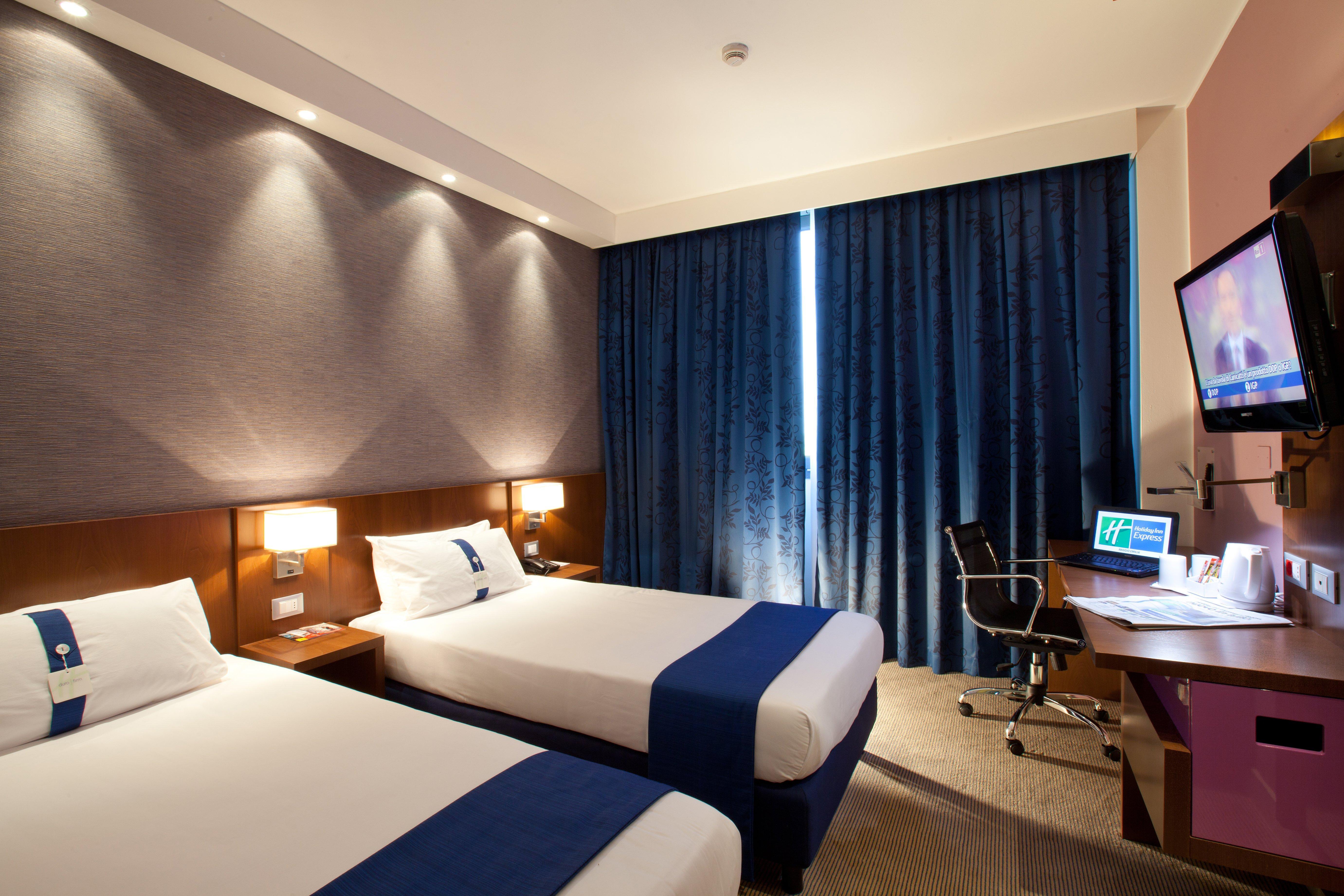 Holiday Inn Express Reggio Emilia By Ihg מראה חיצוני תמונה