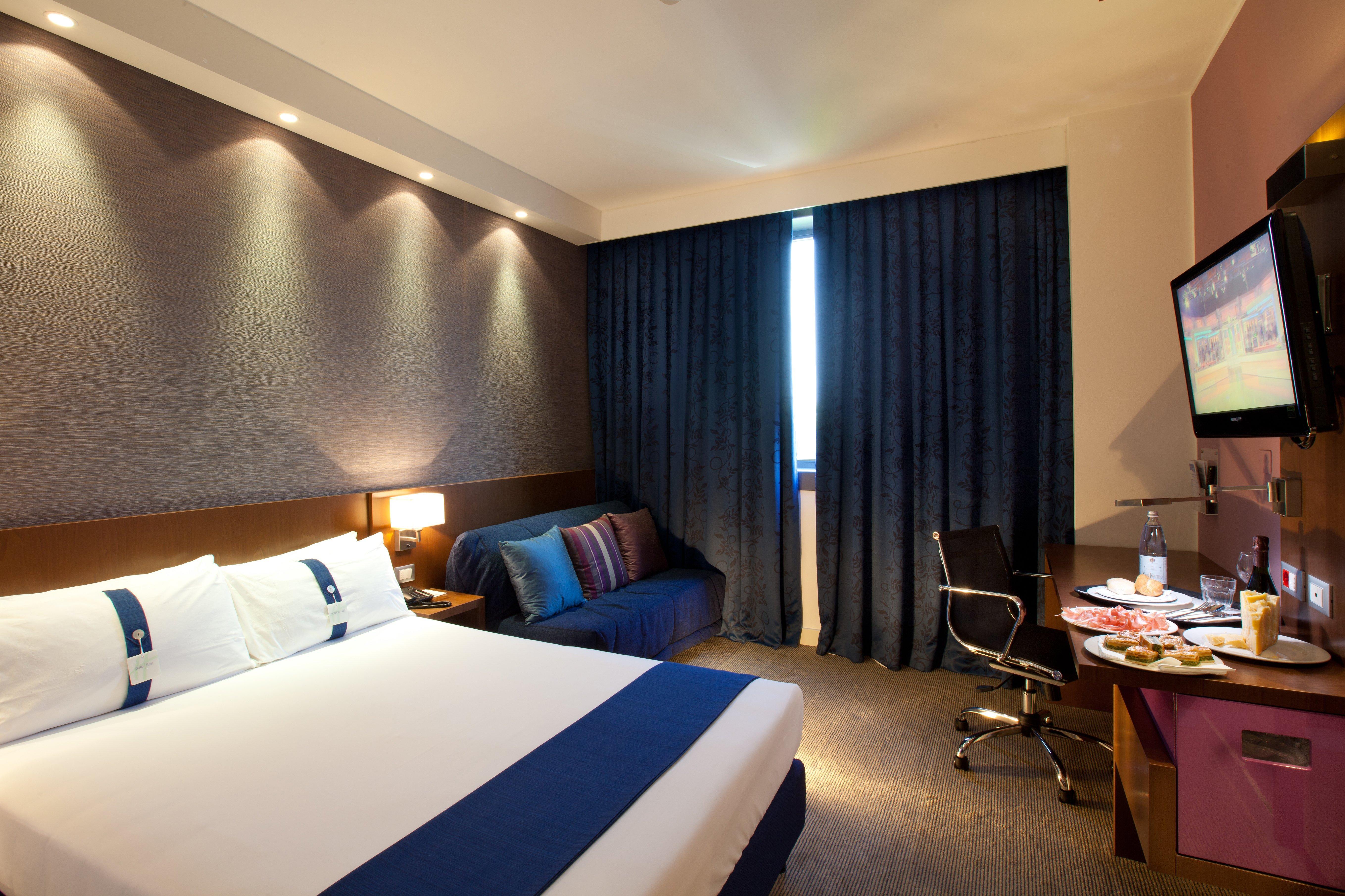 Holiday Inn Express Reggio Emilia By Ihg מראה חיצוני תמונה