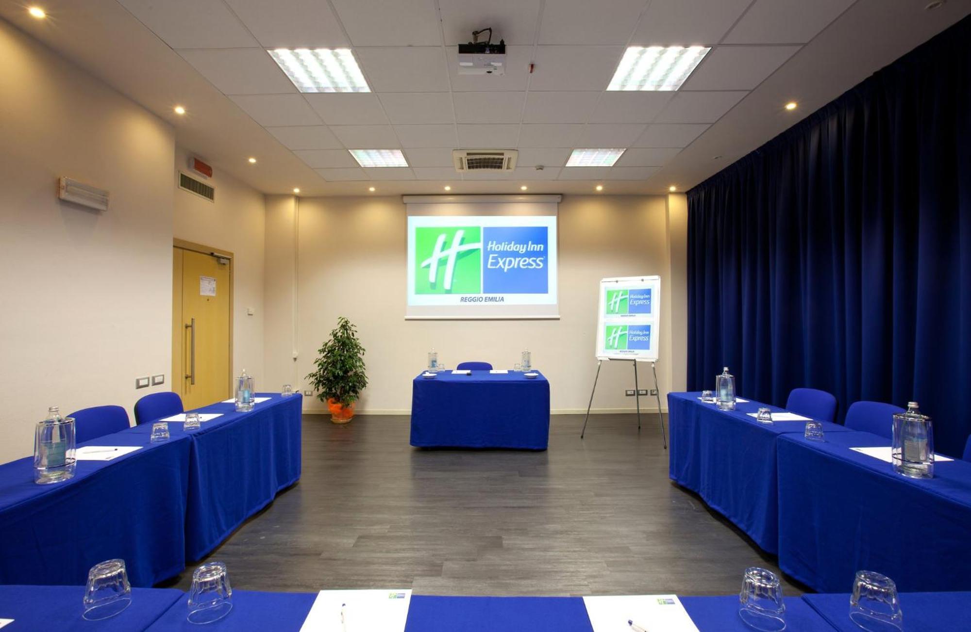 Holiday Inn Express Reggio Emilia By Ihg מראה חיצוני תמונה