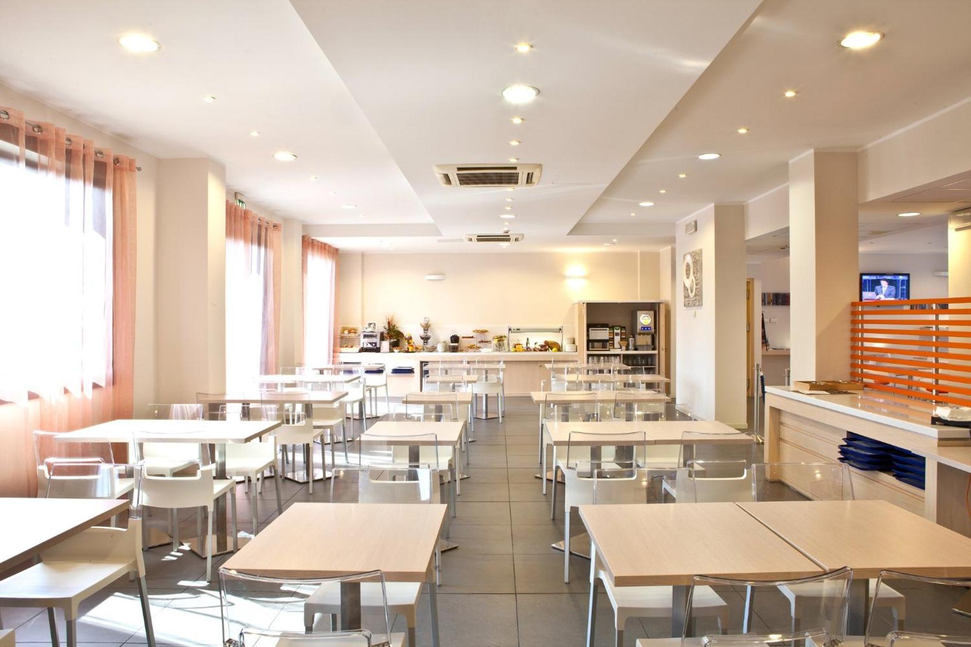 Holiday Inn Express Reggio Emilia By Ihg מראה חיצוני תמונה